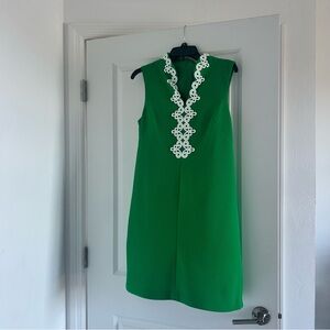 Vince Camuto Green Dress with White Accents